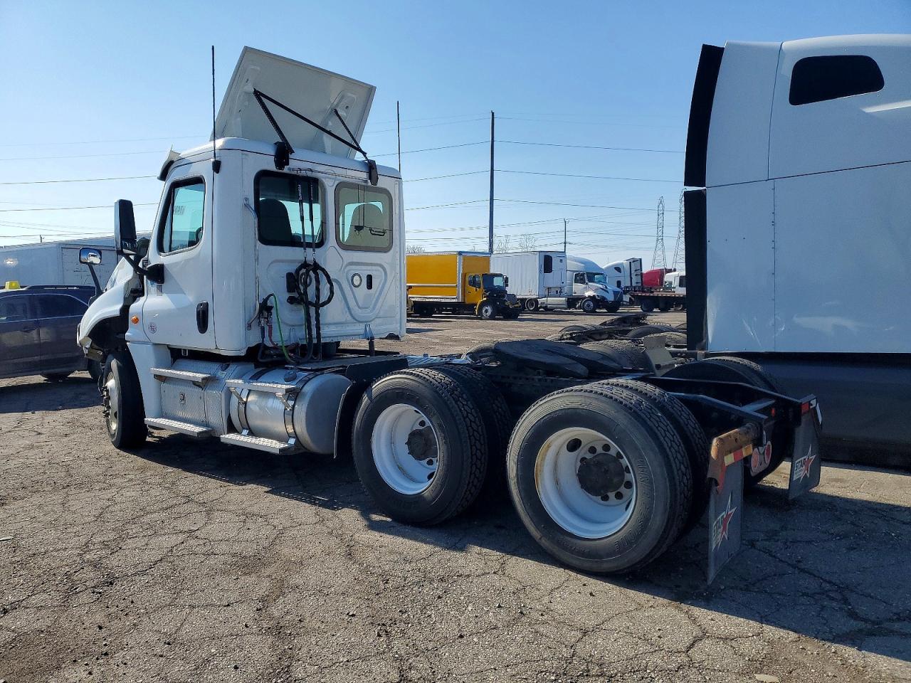 Freightliner Cascadia 125