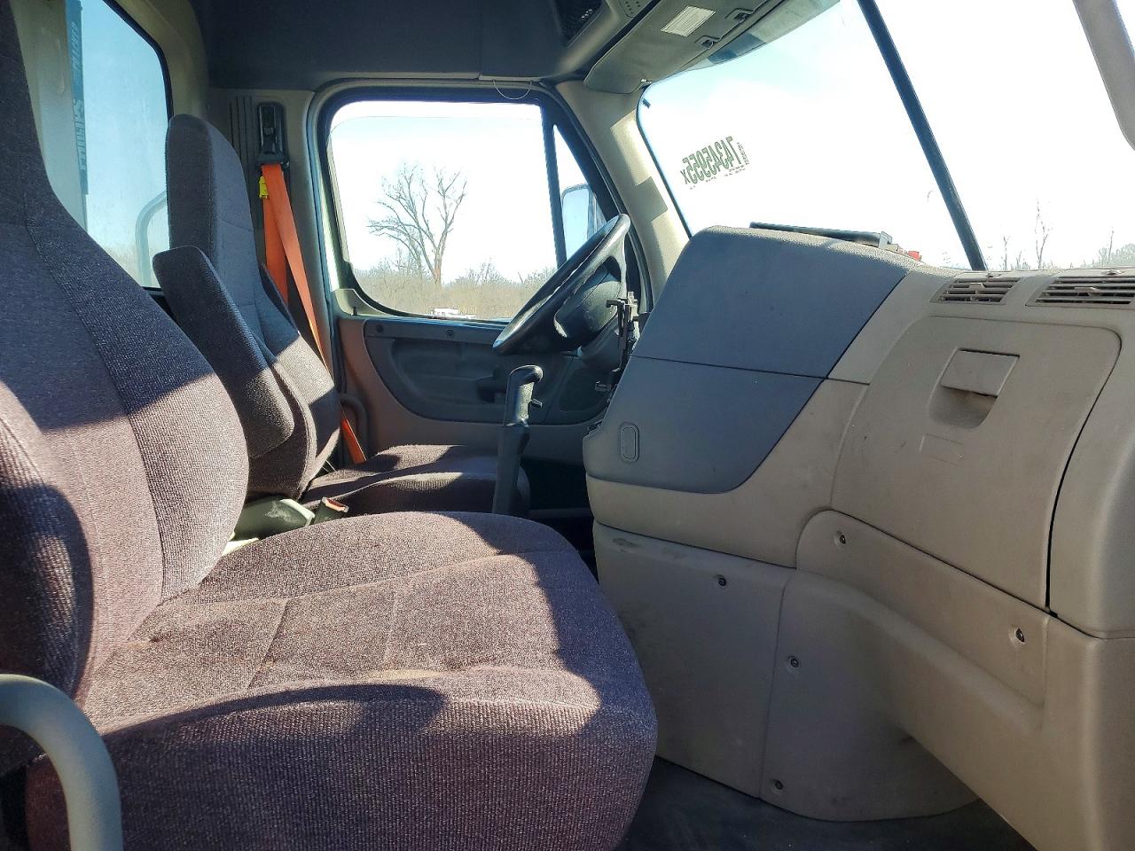 Freightliner Cascadia 125