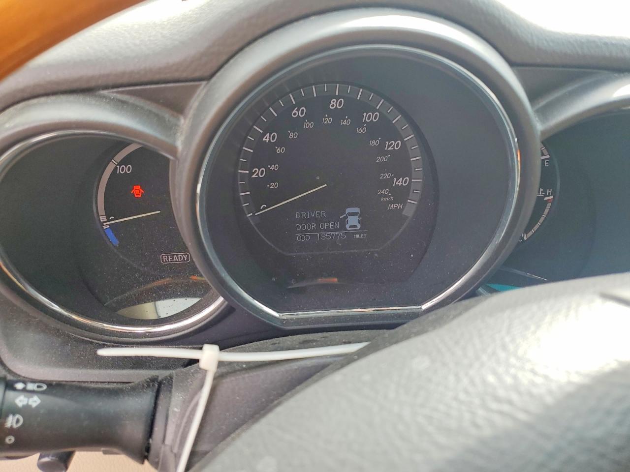 Lexus RX Base