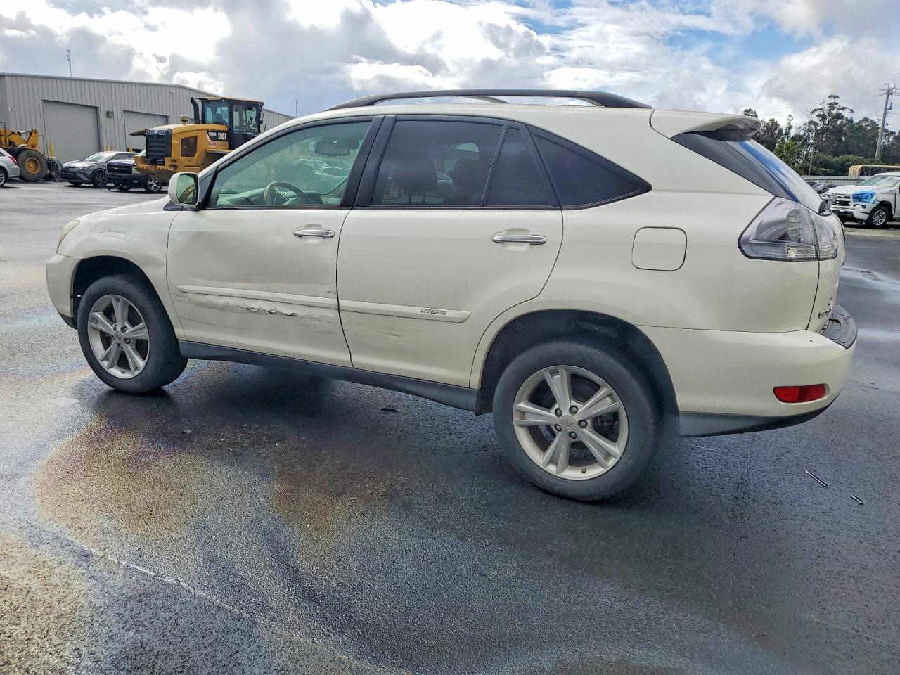 Lexus RX Base