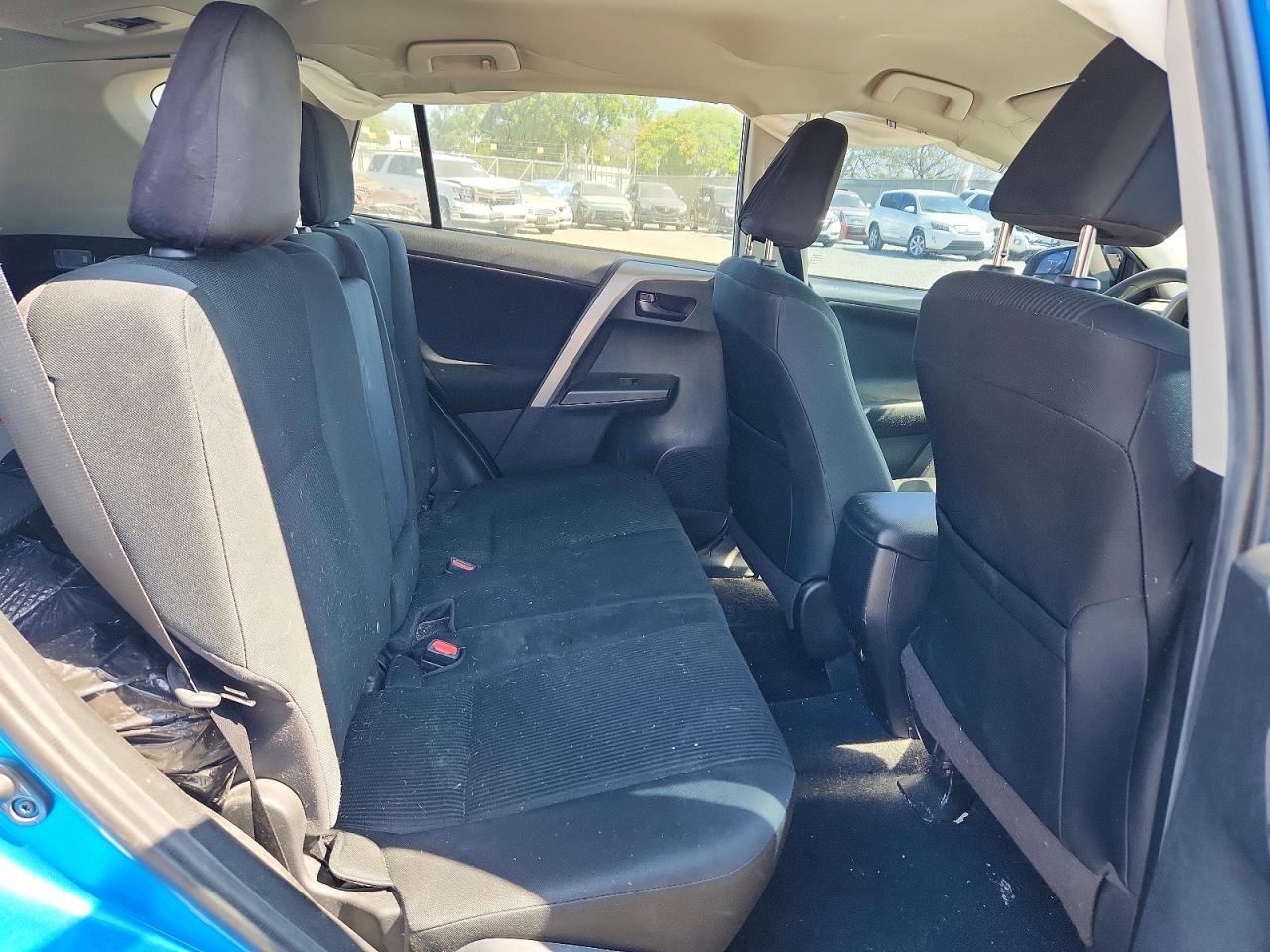 Toyota RAV4 Le
