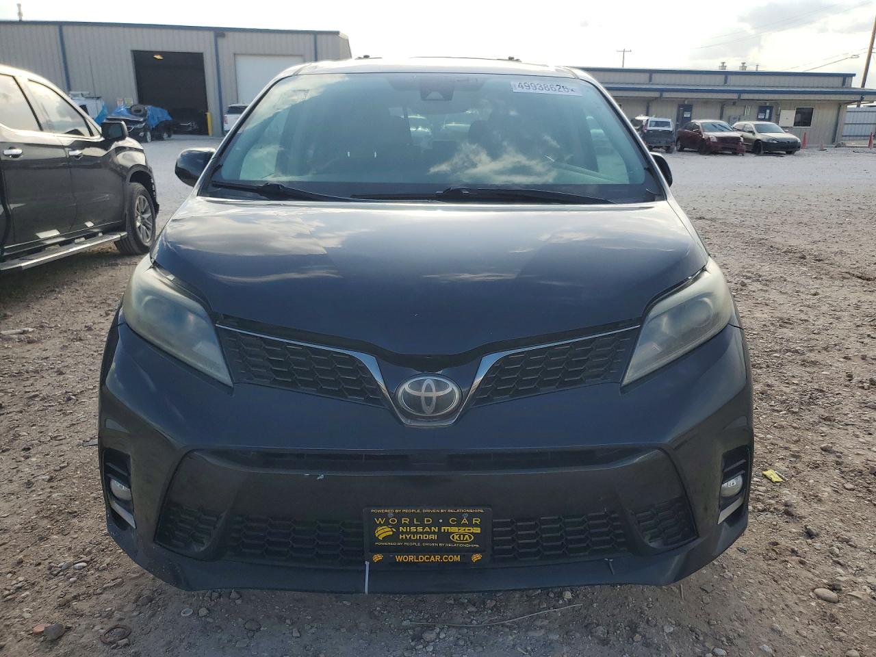 Toyota Sienna Se 8-passenger