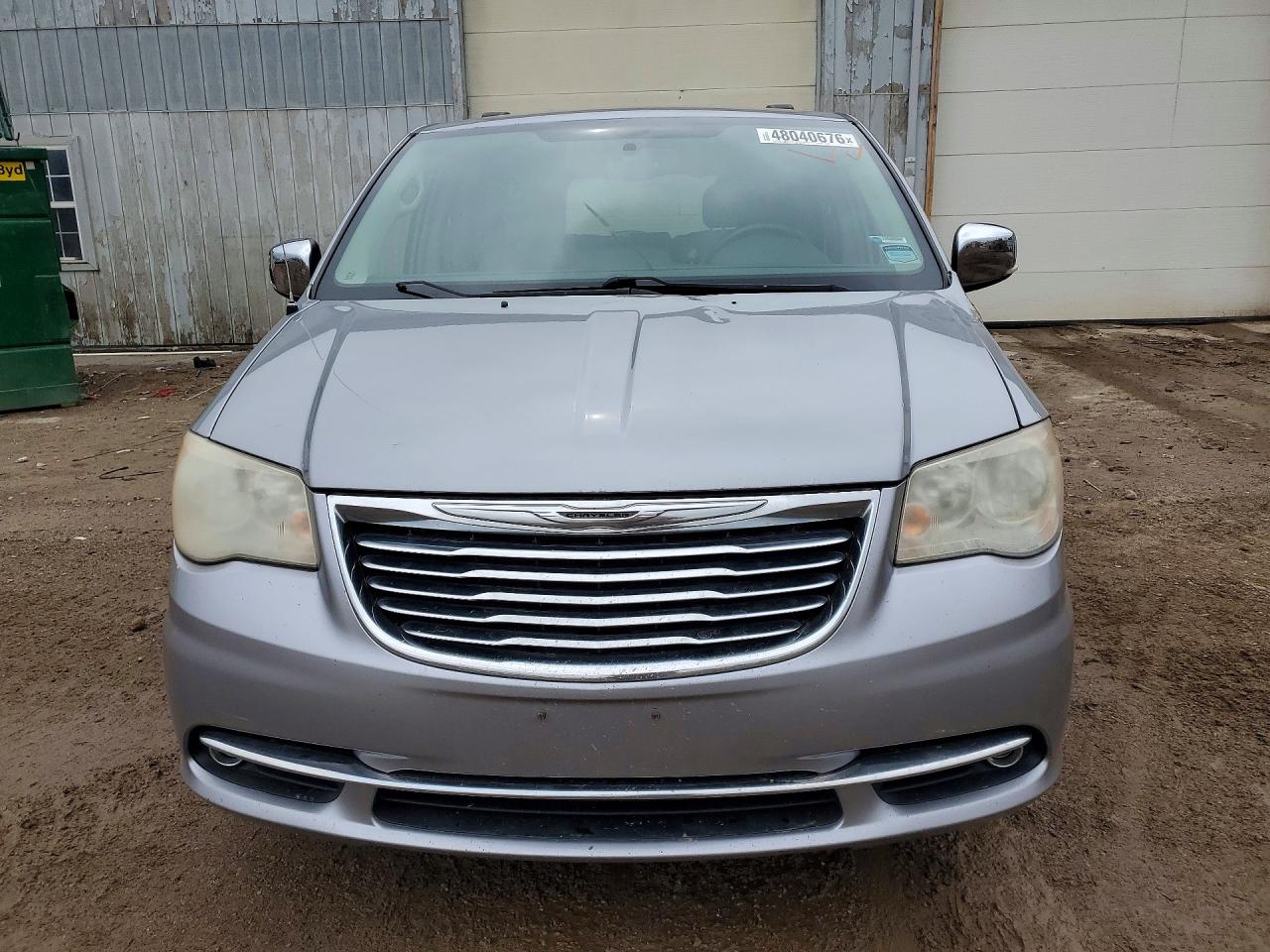 Chrysler Minivan Touring L