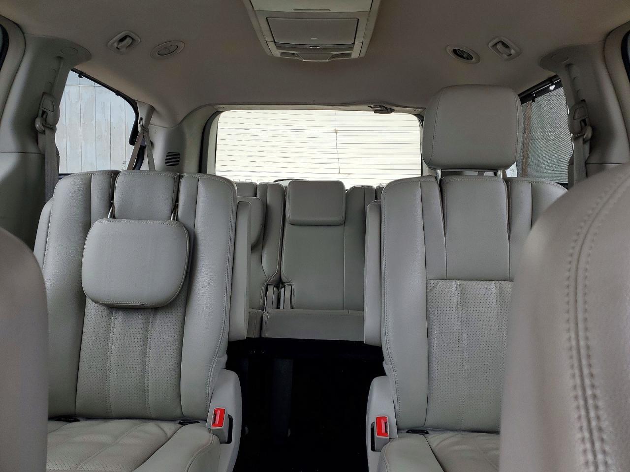 Chrysler Minivan Touring L