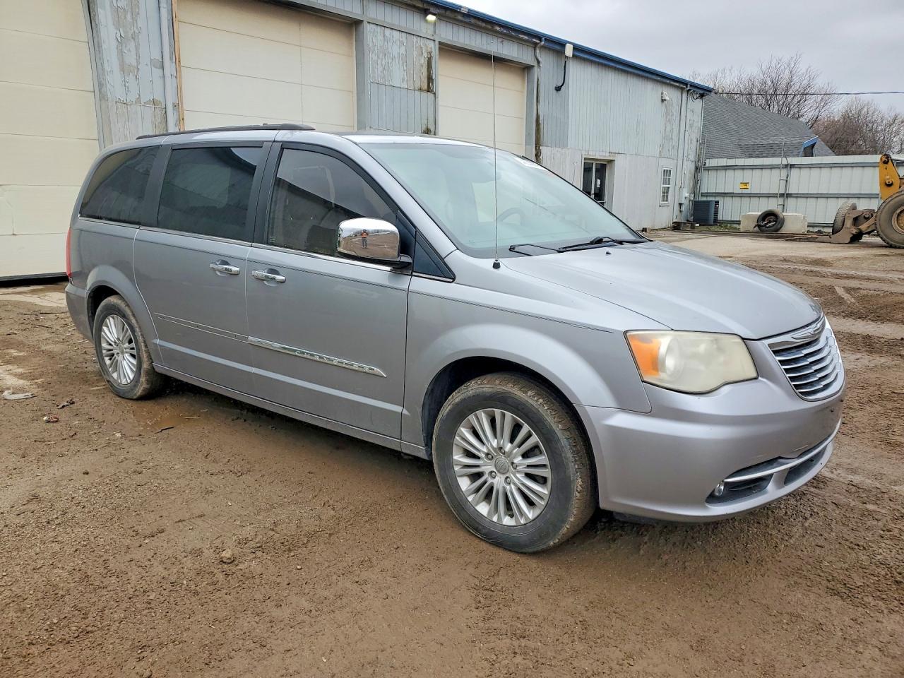 Chrysler Minivan Touring L