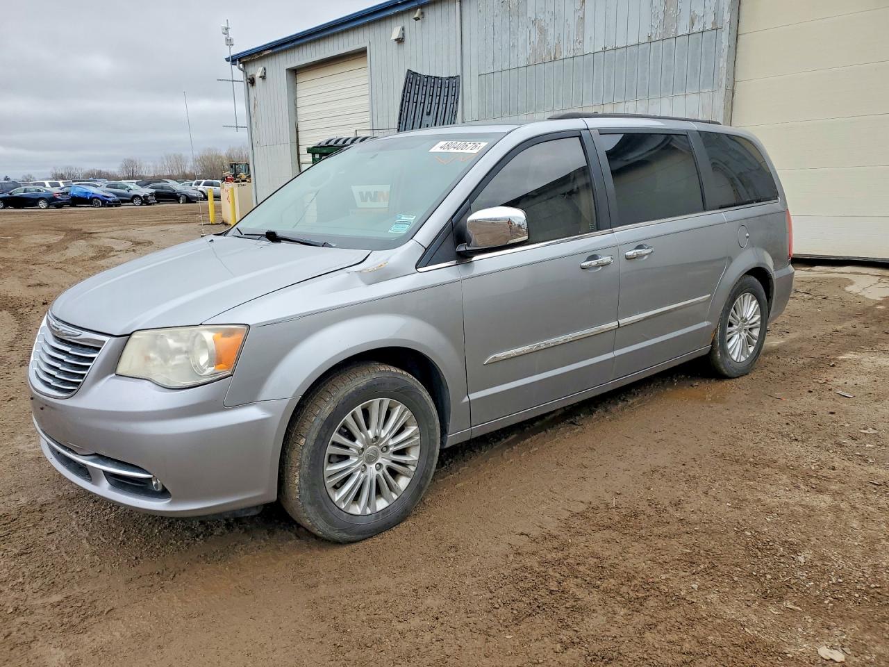 Salvage Chrysler Minivan Image