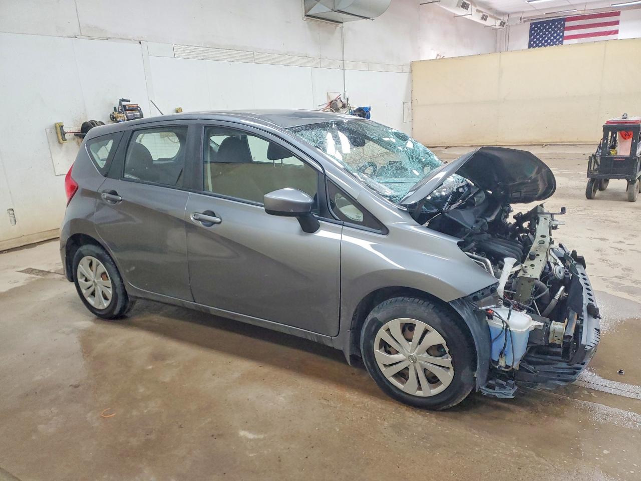 Nissan Versa S