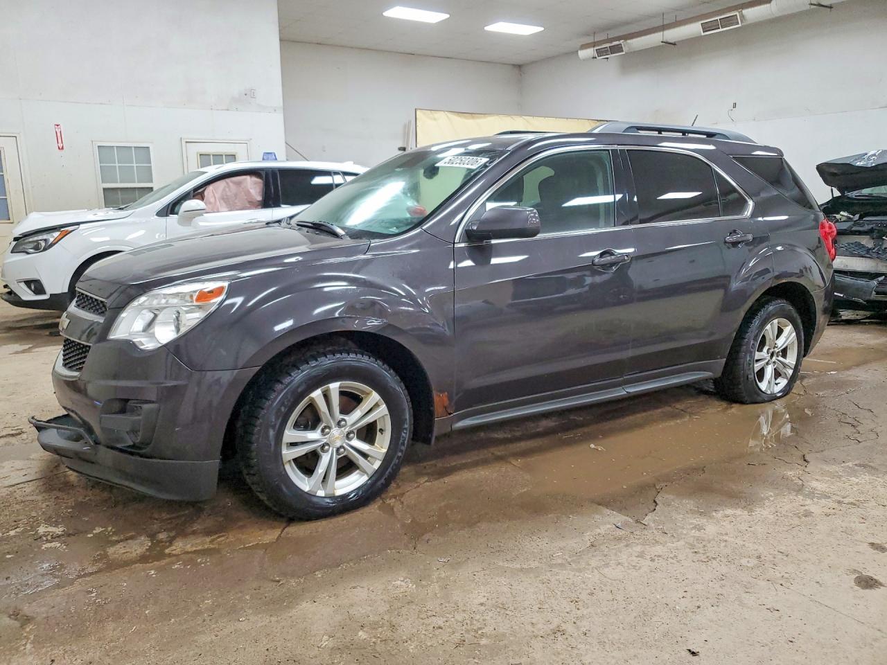 Salvage Chevrolet Equinox Image