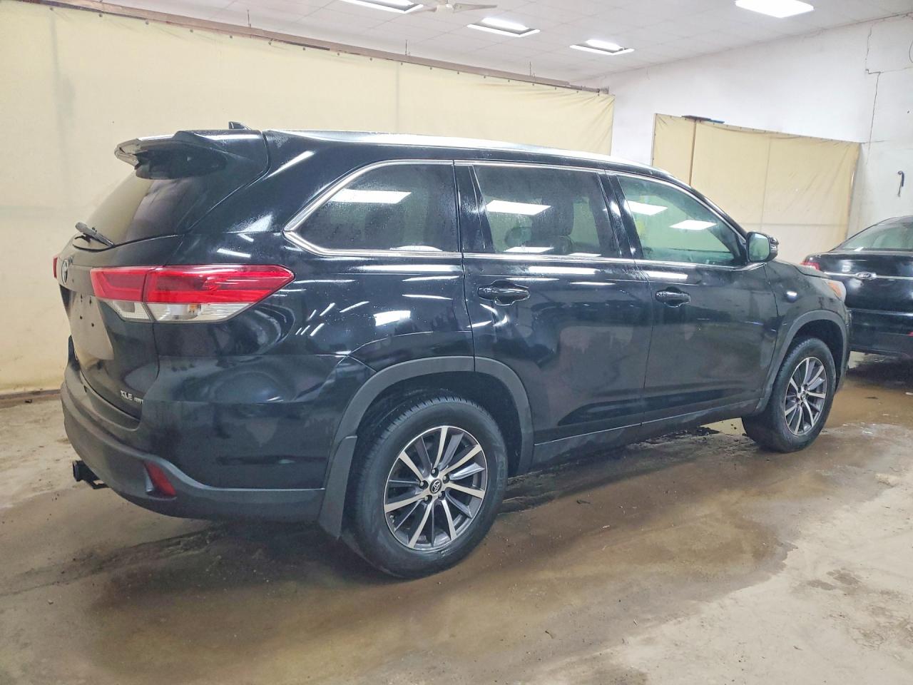 Toyota Highlander Xle