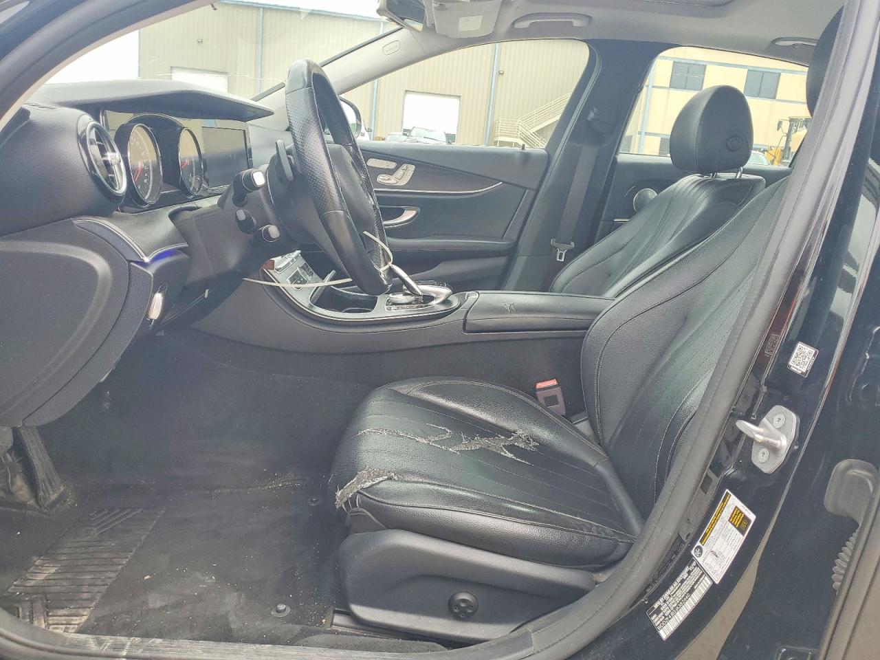 Mercedes-Benz E-Class 300