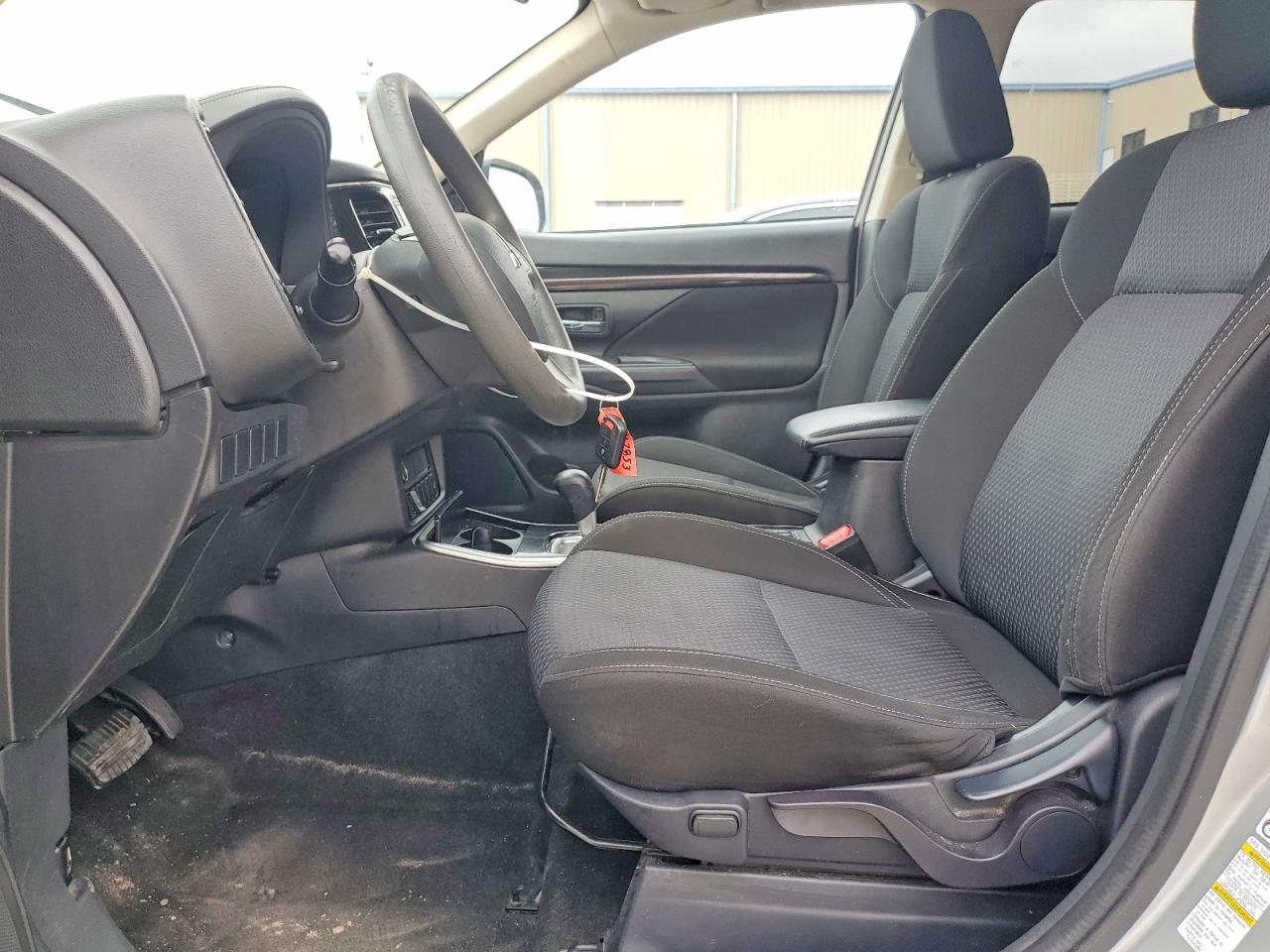 Mitsubishi Outlander Es