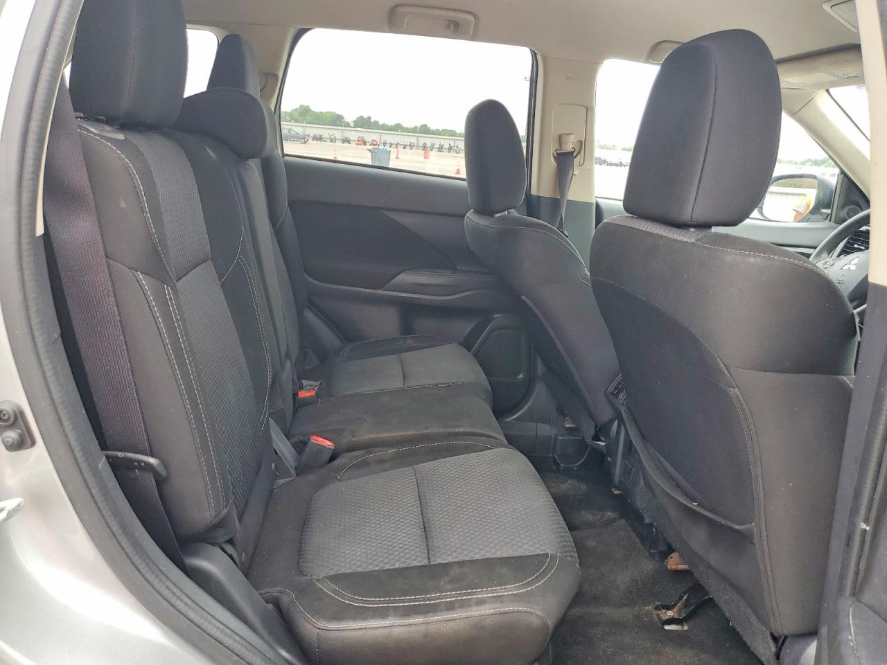 Mitsubishi Outlander Es