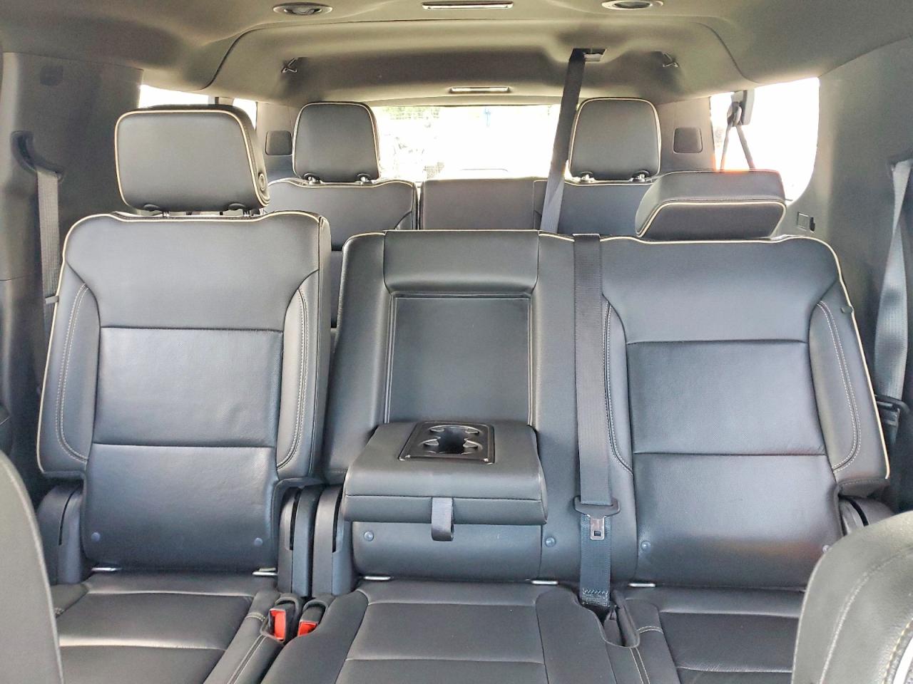 GMC Yukon C1500 Slt
