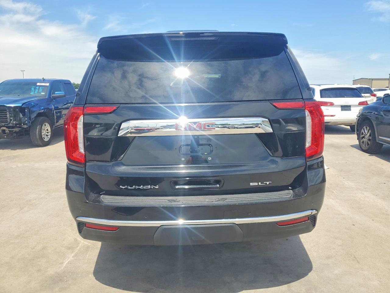 GMC Yukon C1500 Slt