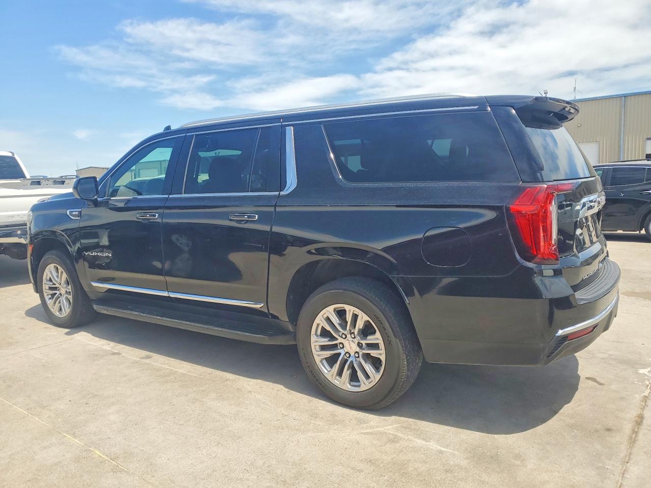 GMC Yukon C1500 Slt