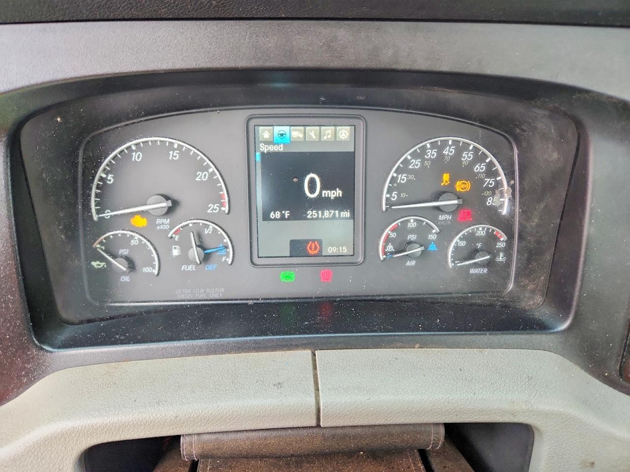 Freightliner Cascadia 126