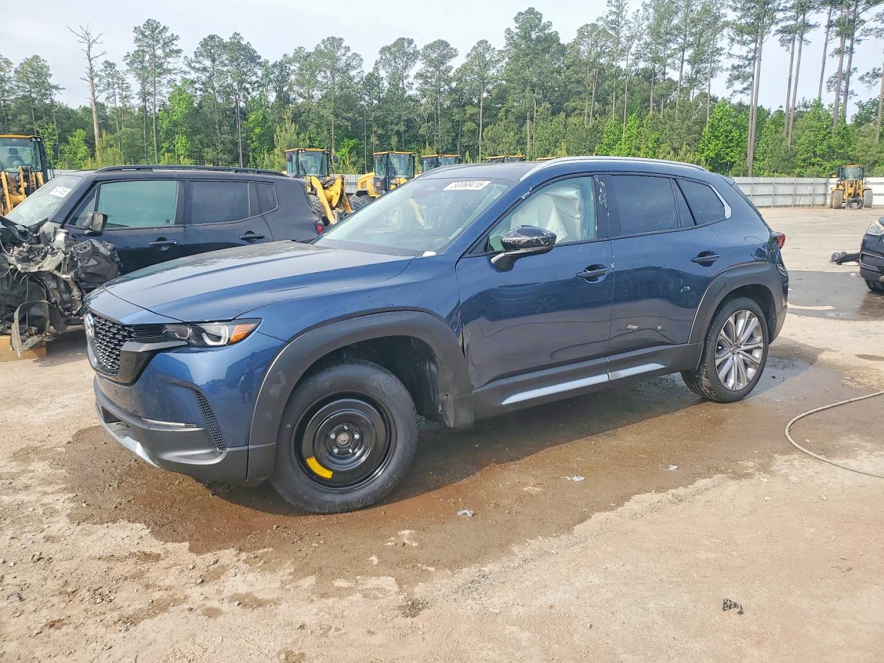 Salvage Mazda Cx Image