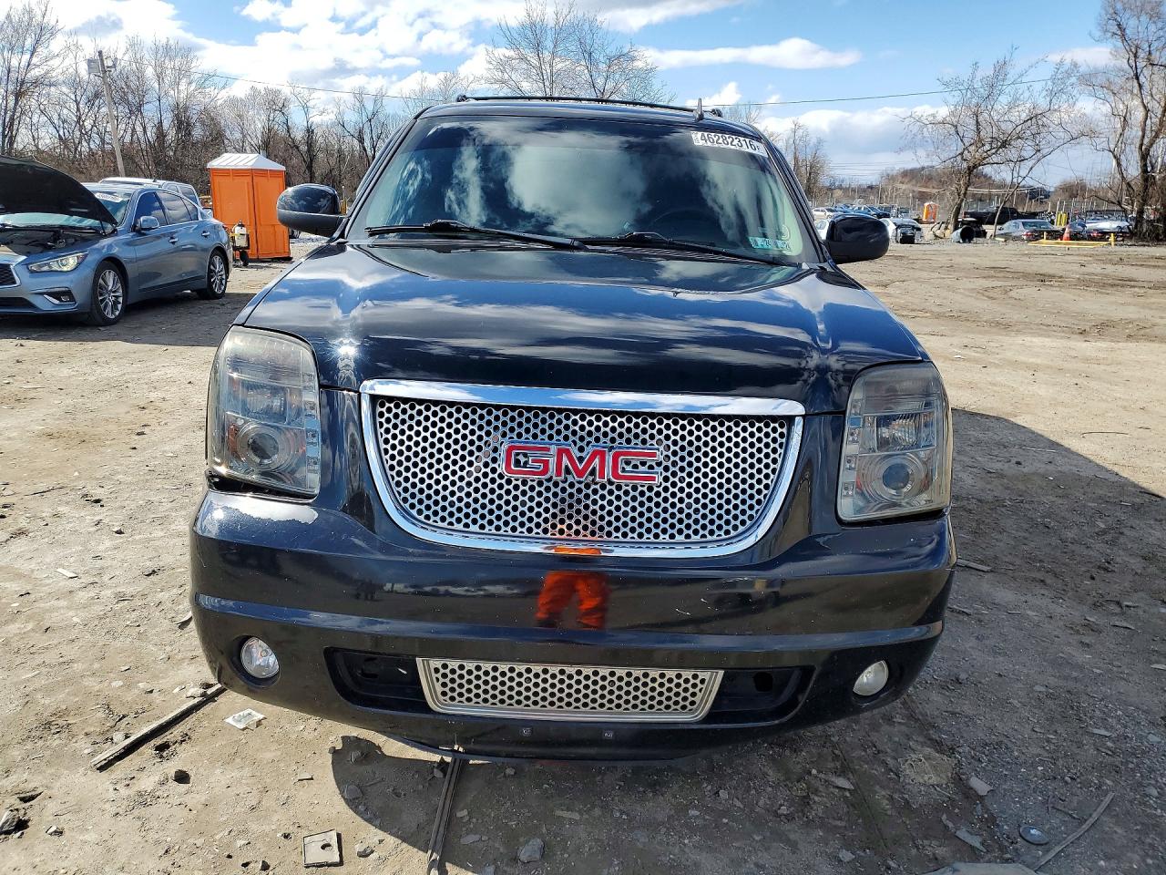 GMC Yukon Denali