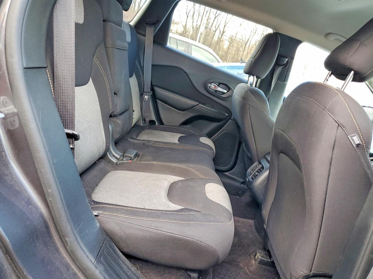 Jeep Cherokee Sport