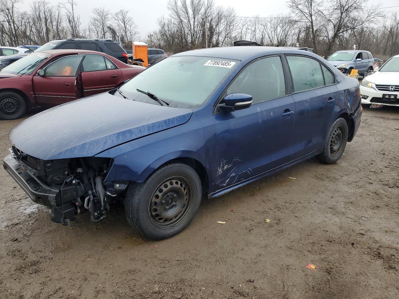 Salvage Volkswagen Jetta Image