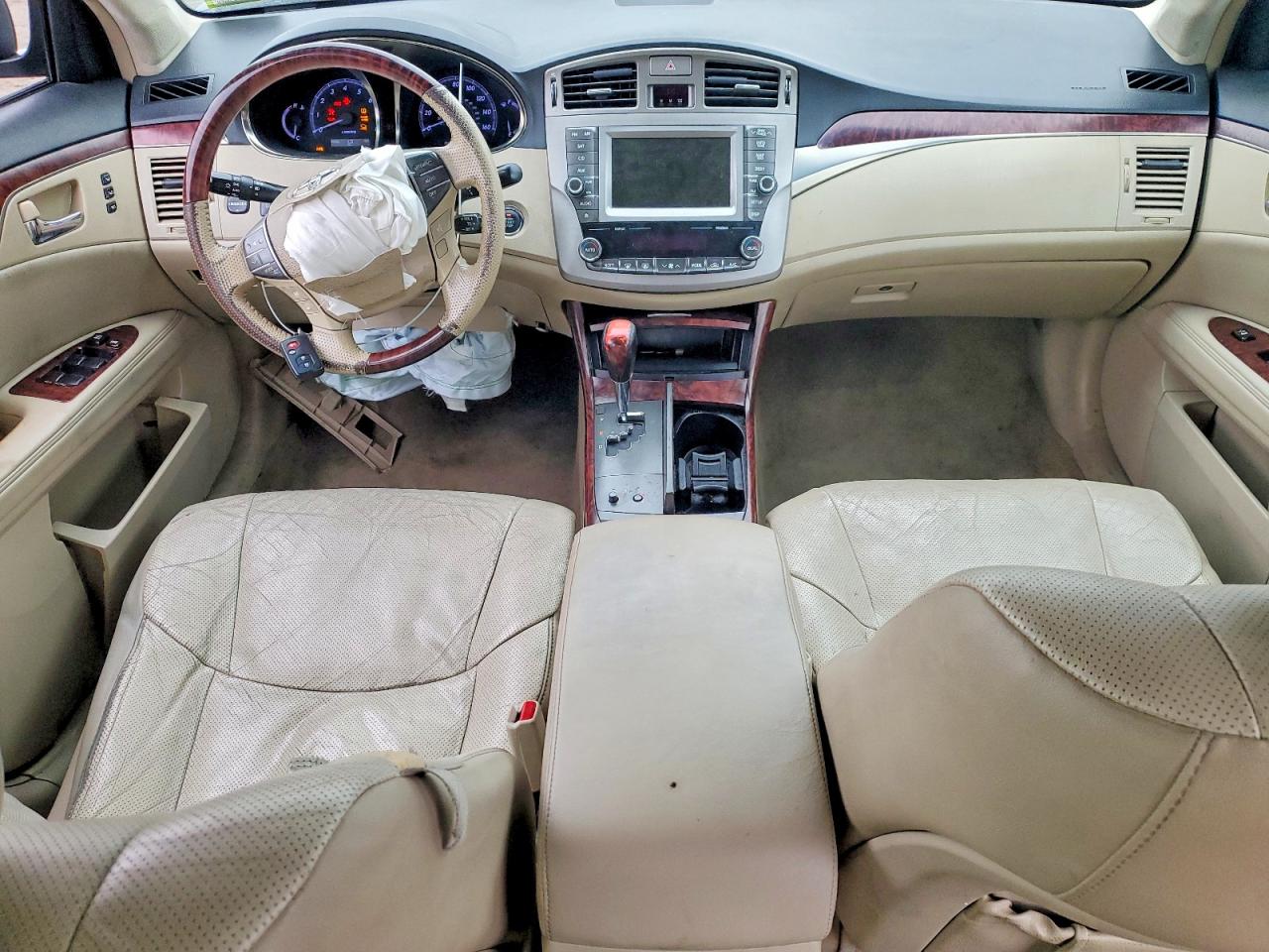Toyota Avalon Base