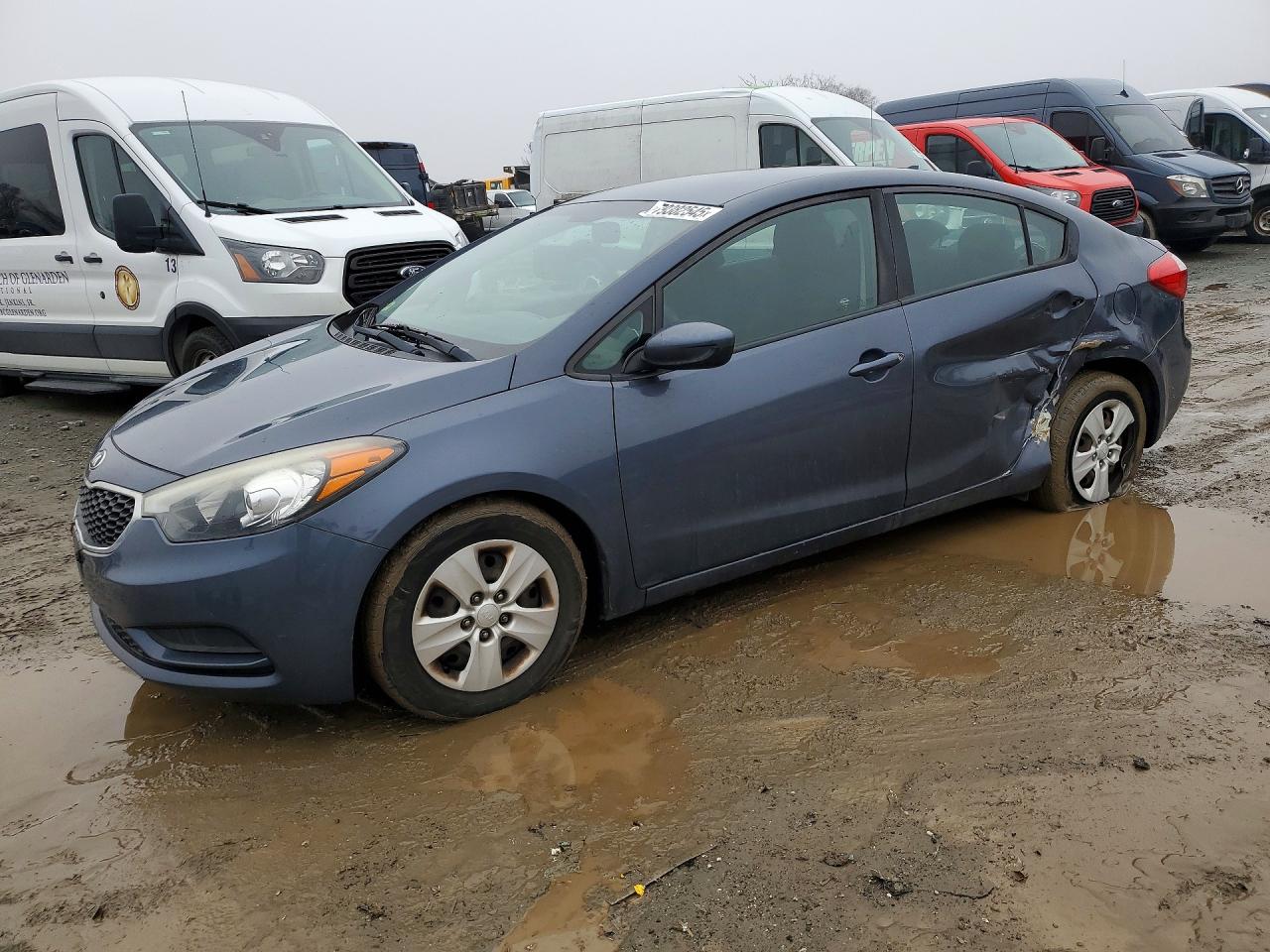 Salvage Kia Forte Image