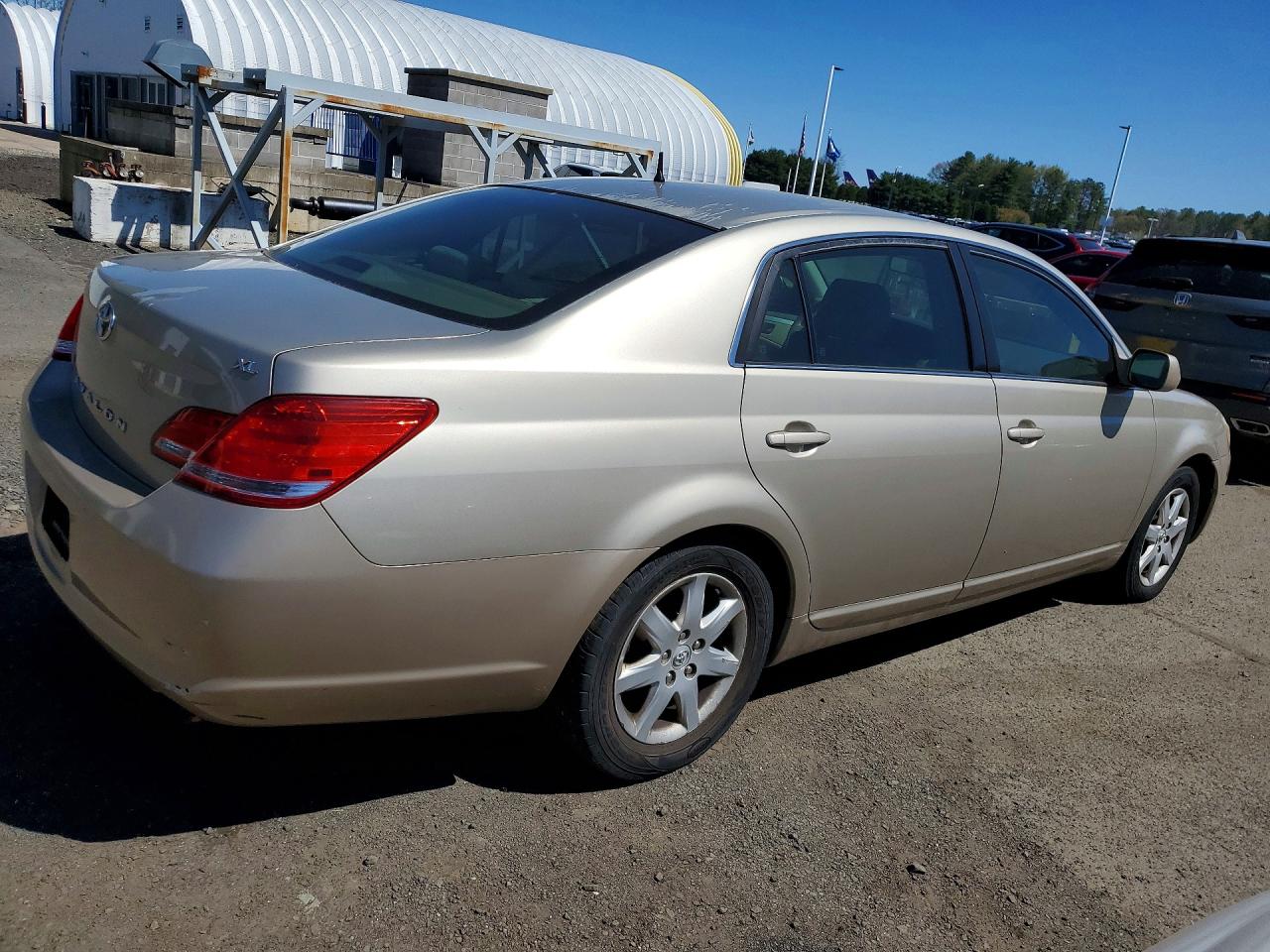 Toyota Avalon Xl