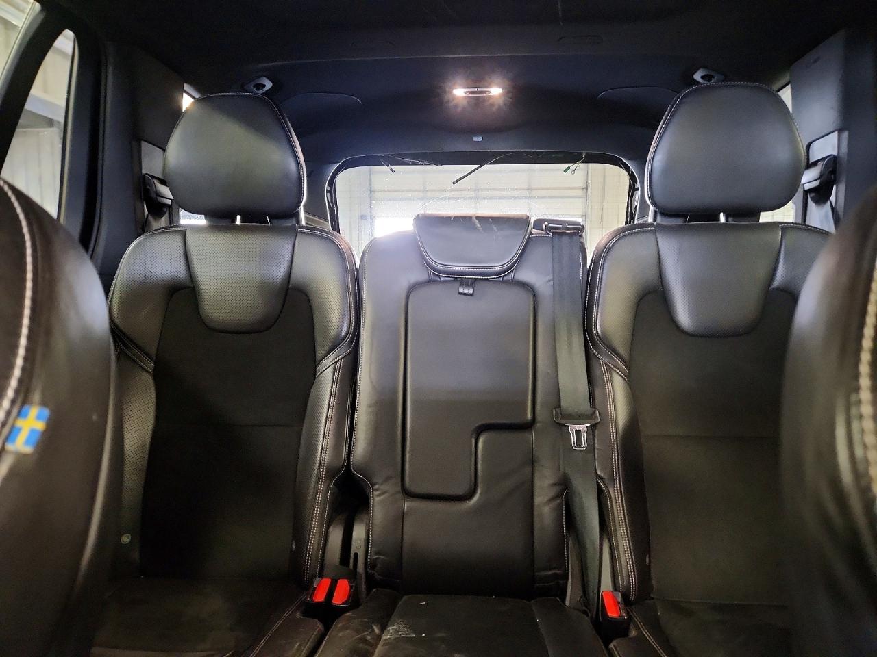Volvo XC90 T6