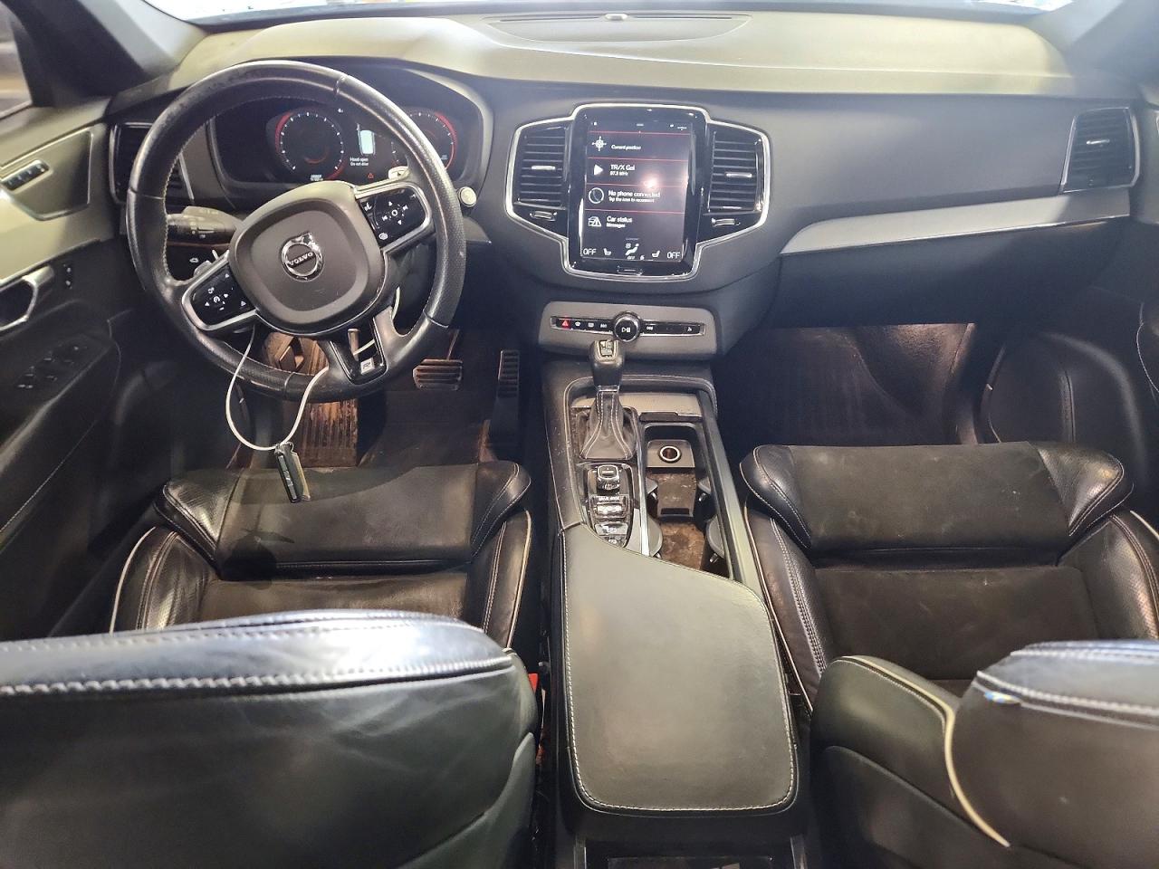 Volvo XC90 T6