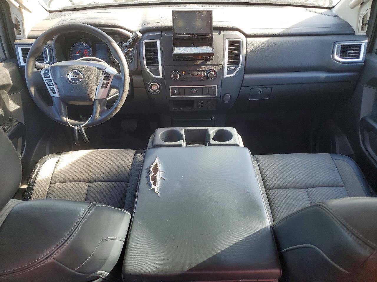 Nissan Titan S