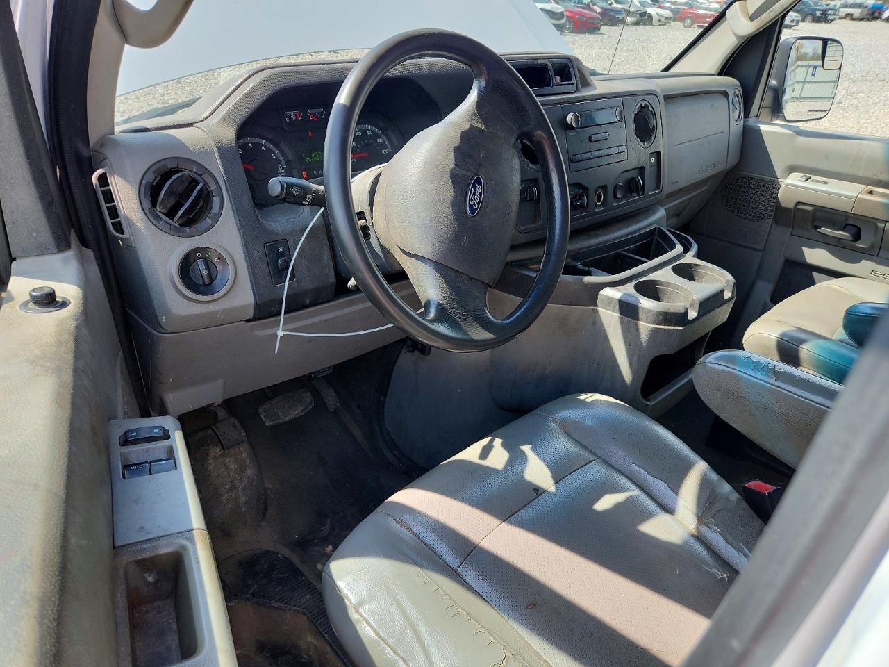 Ford Econoline E250 Van