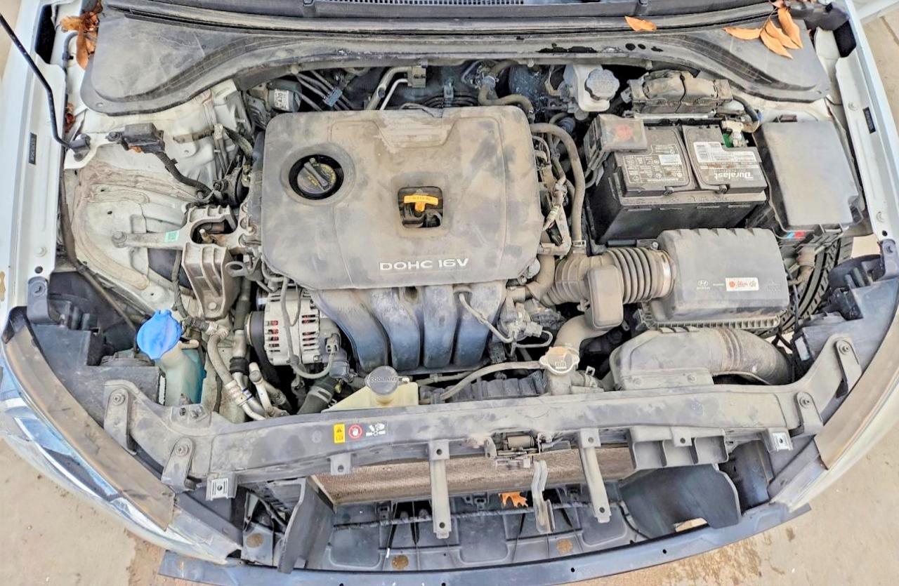 Hyundai ELANTRA Value Edition