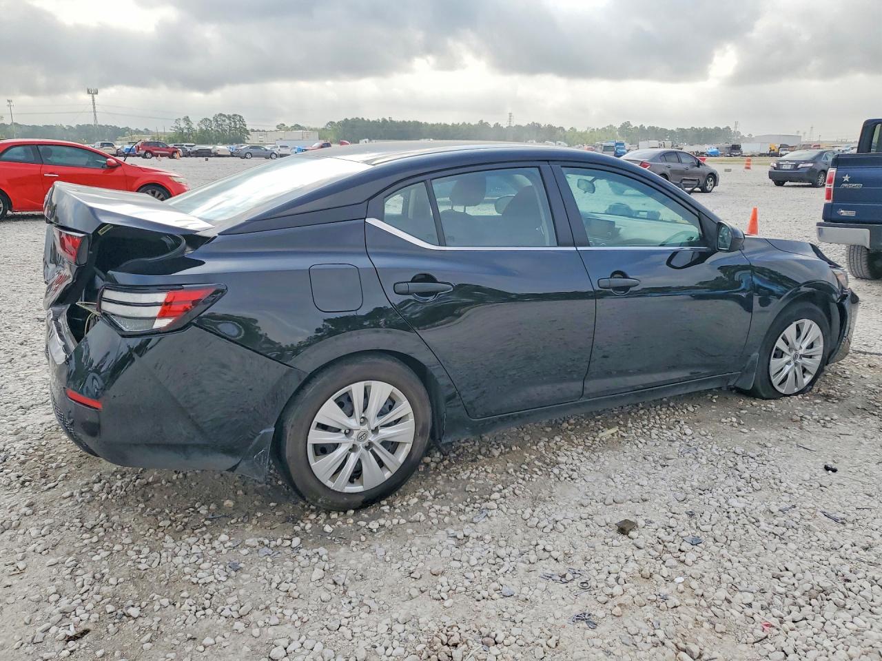 Nissan Sentra S