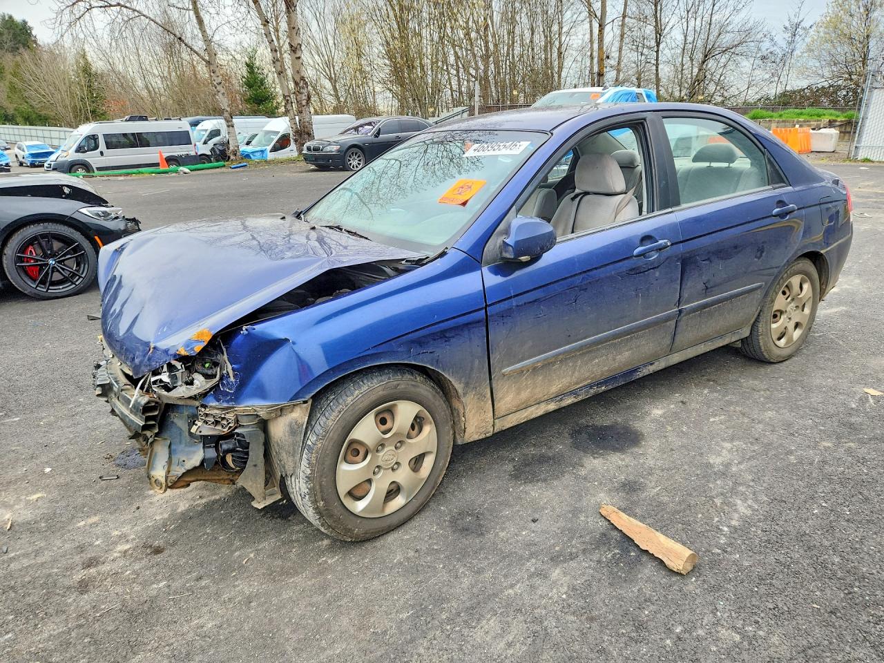 Salvage Kia Spectra Image