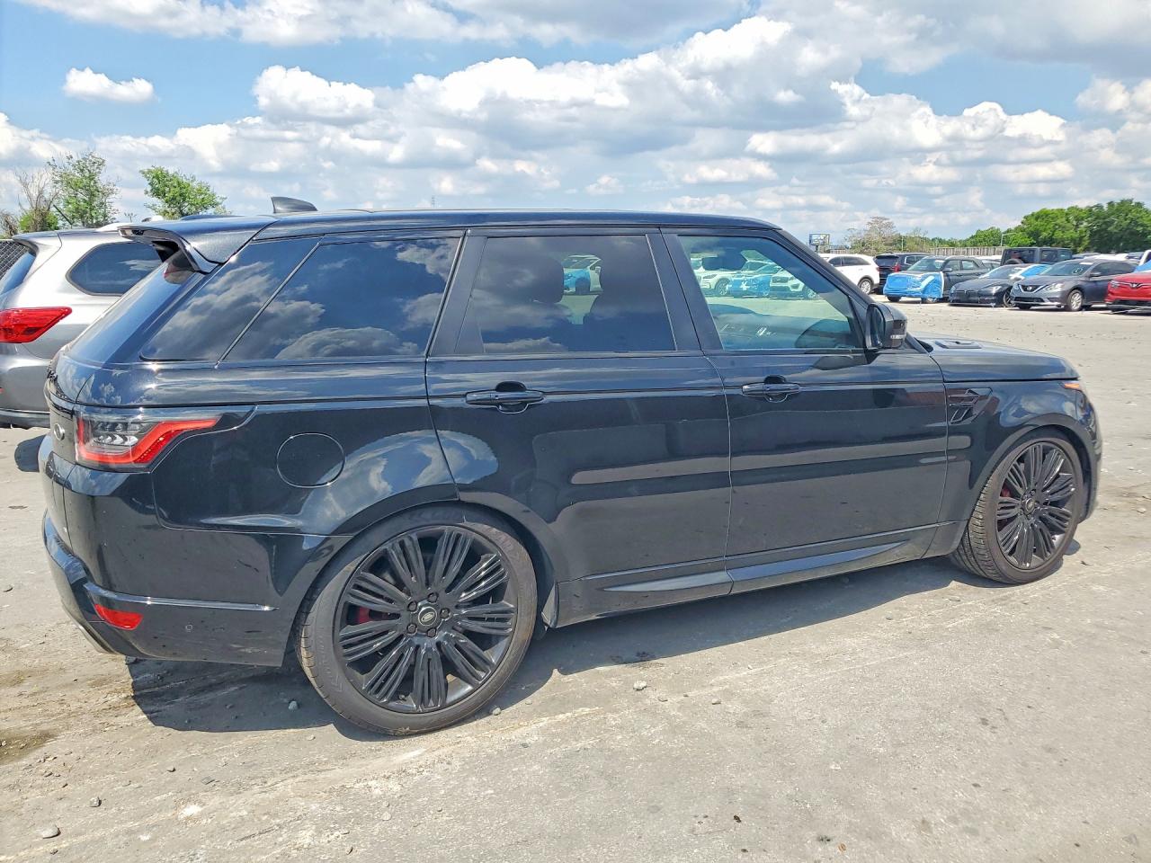 Land Rover Range Rover P525 Hse