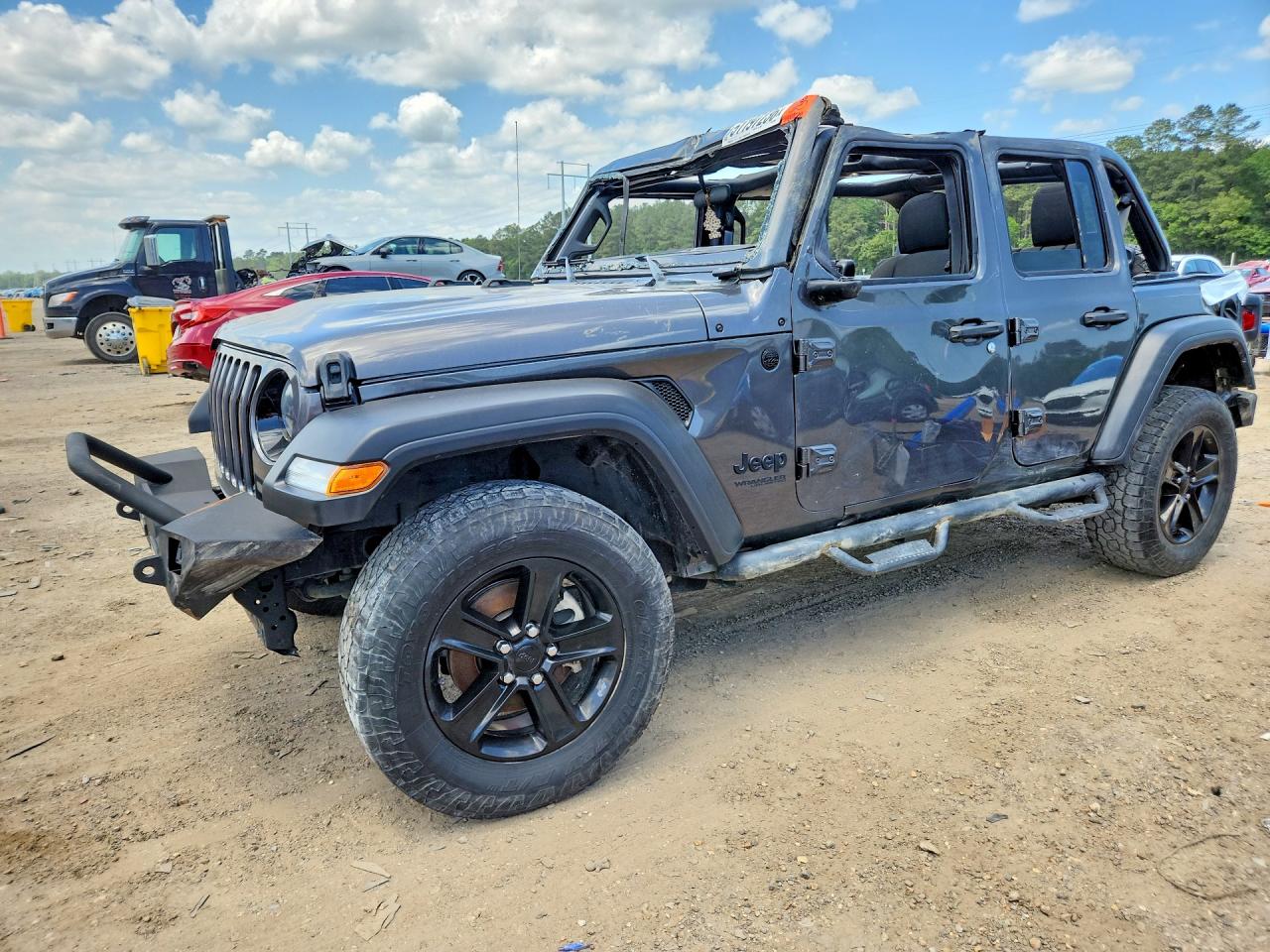 Salvage Jeep Wrangler Image