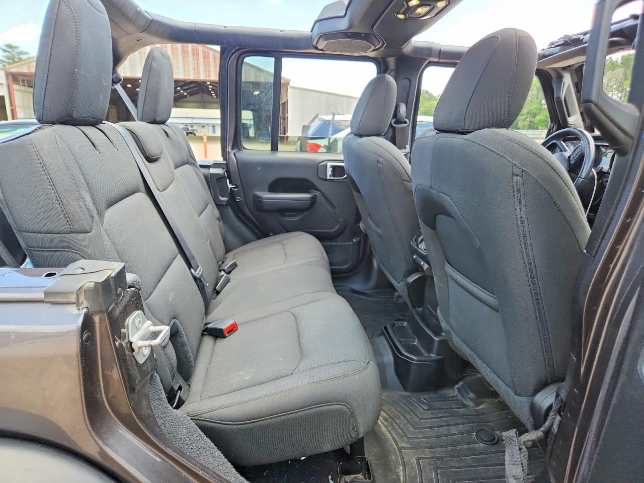 Jeep Wrangler Sport