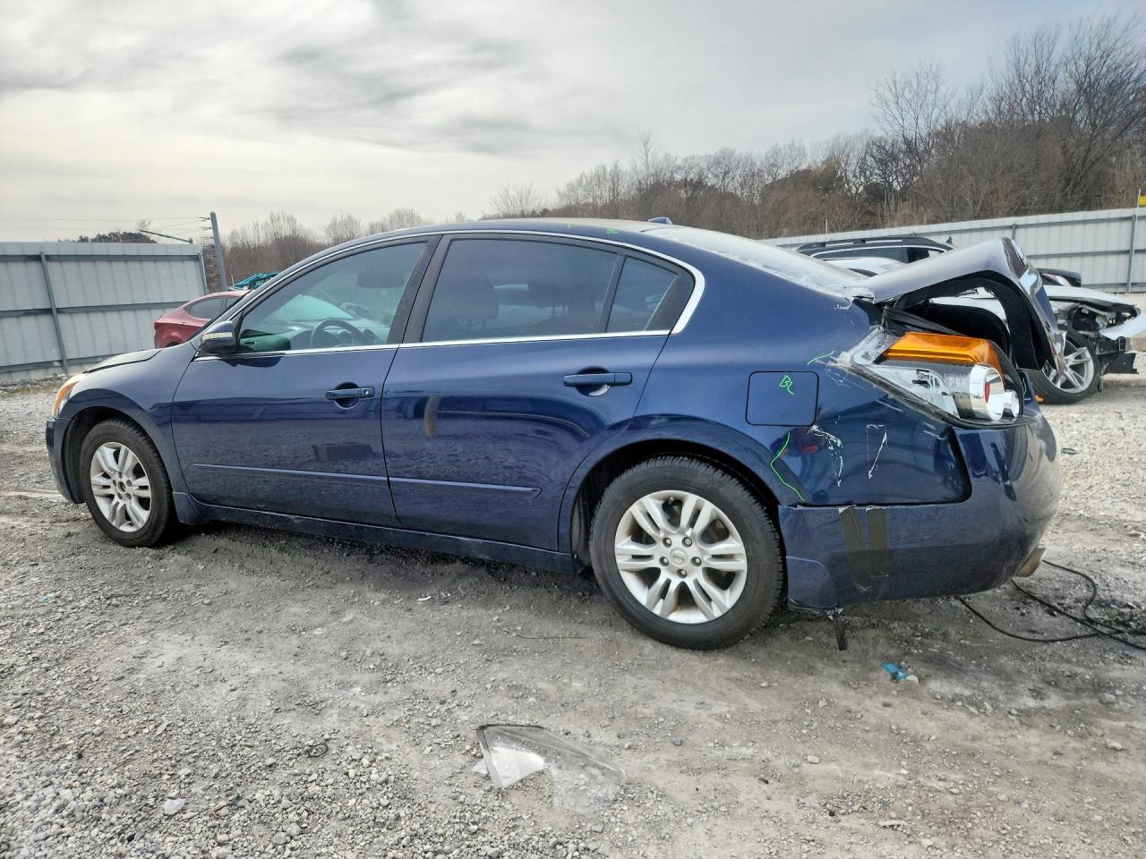 Nissan Altima Base
