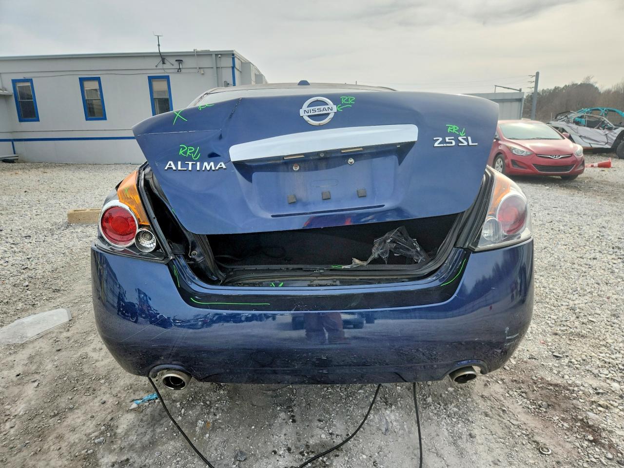 Nissan Altima Base