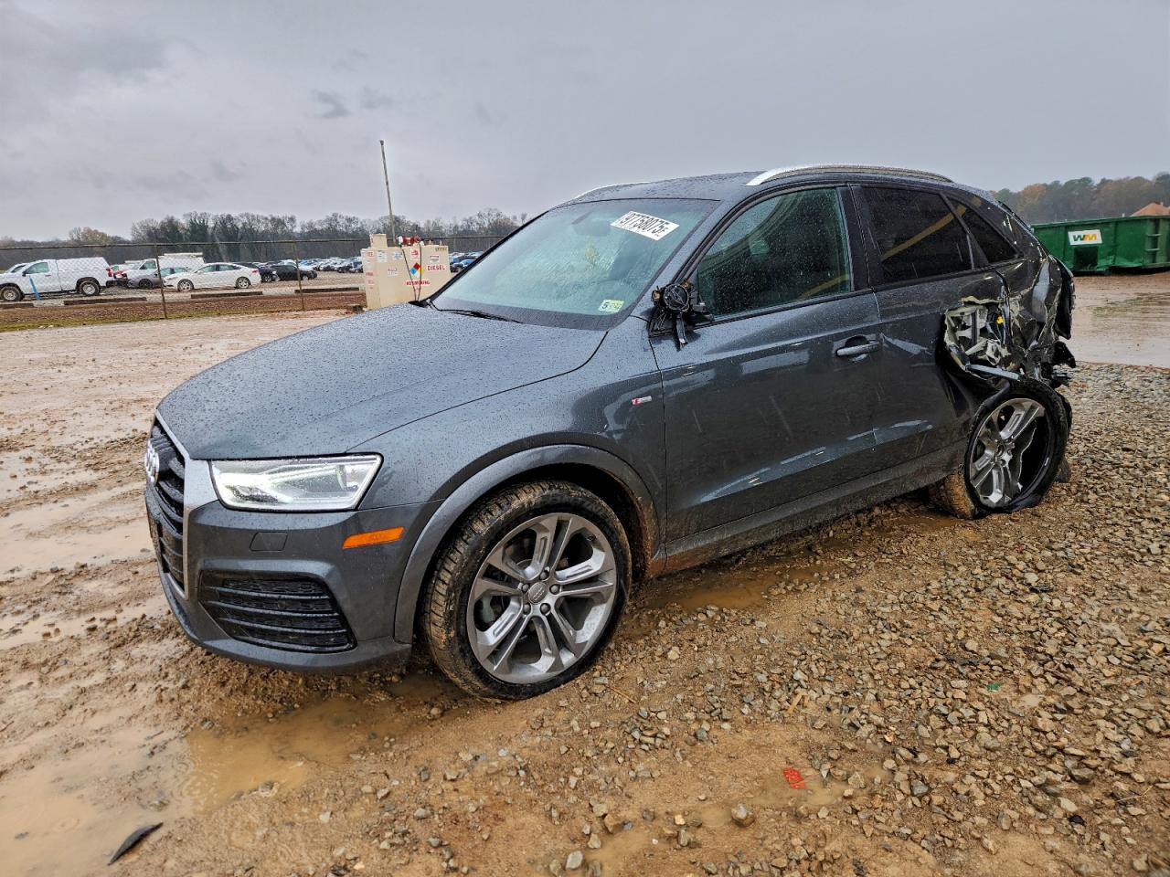Salvage Audi Q3 Image