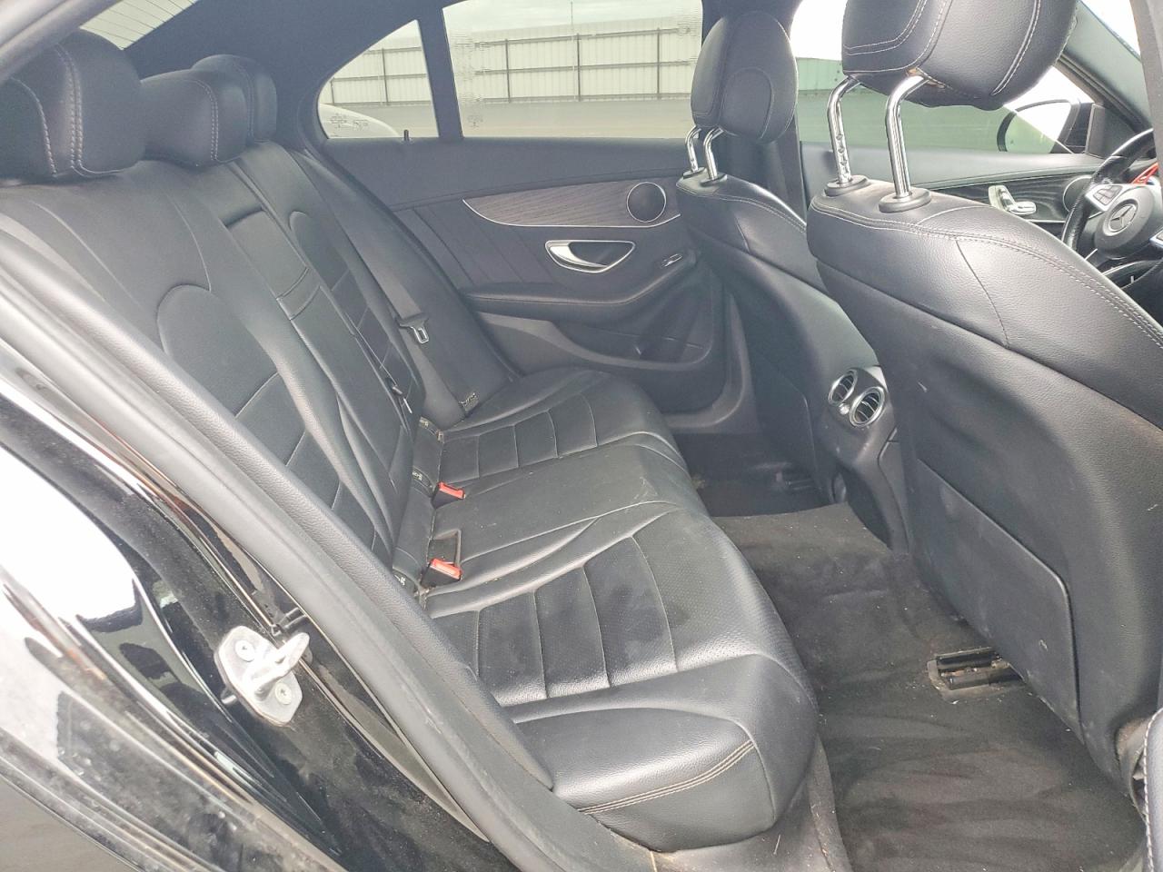 Mercedes-Benz C-Class 300