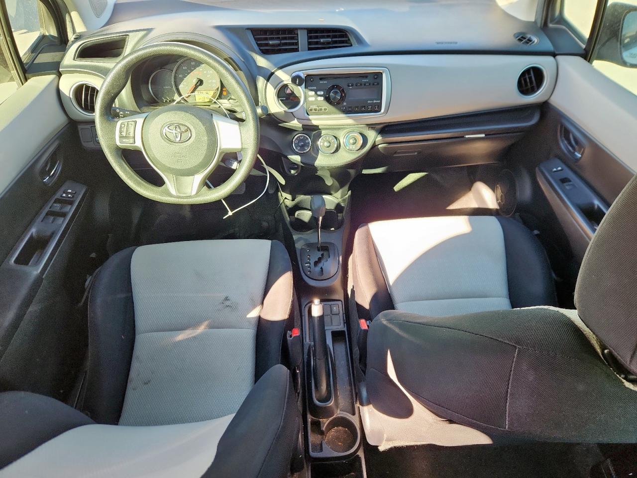 Toyota Yaris 5-door Le