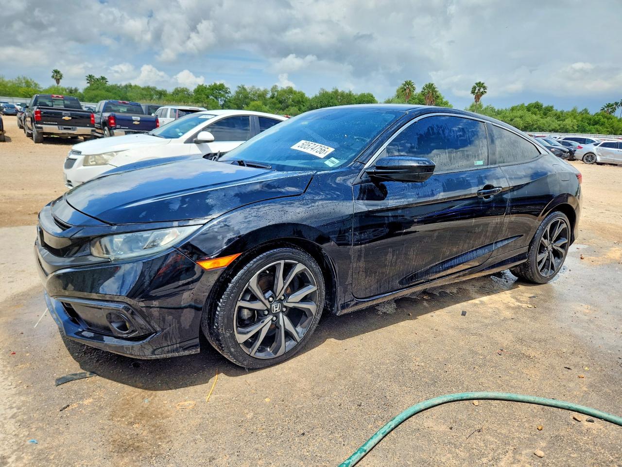 Salvage Honda Civic Image