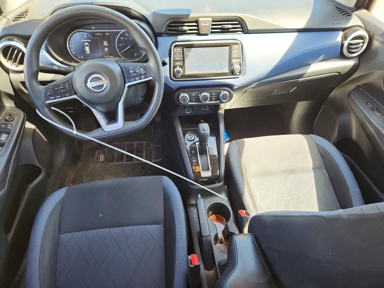 Nissan Versa Sv