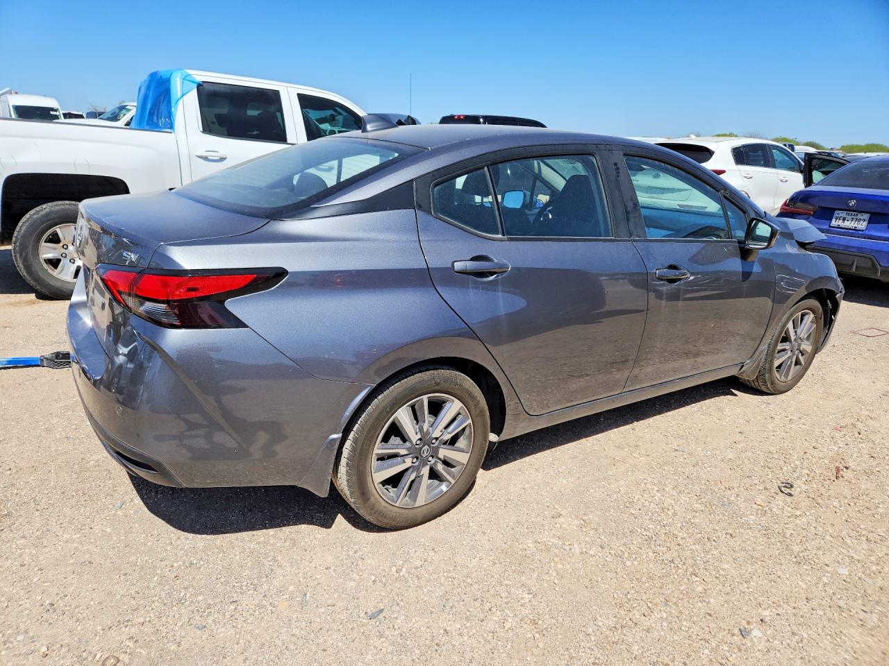 Nissan Versa Sv