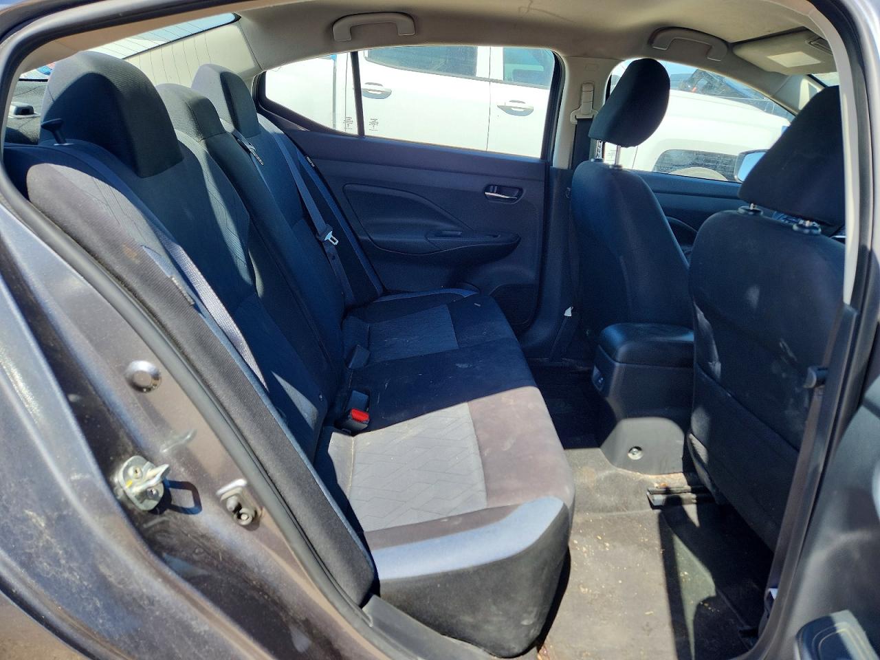 Nissan Versa Sv