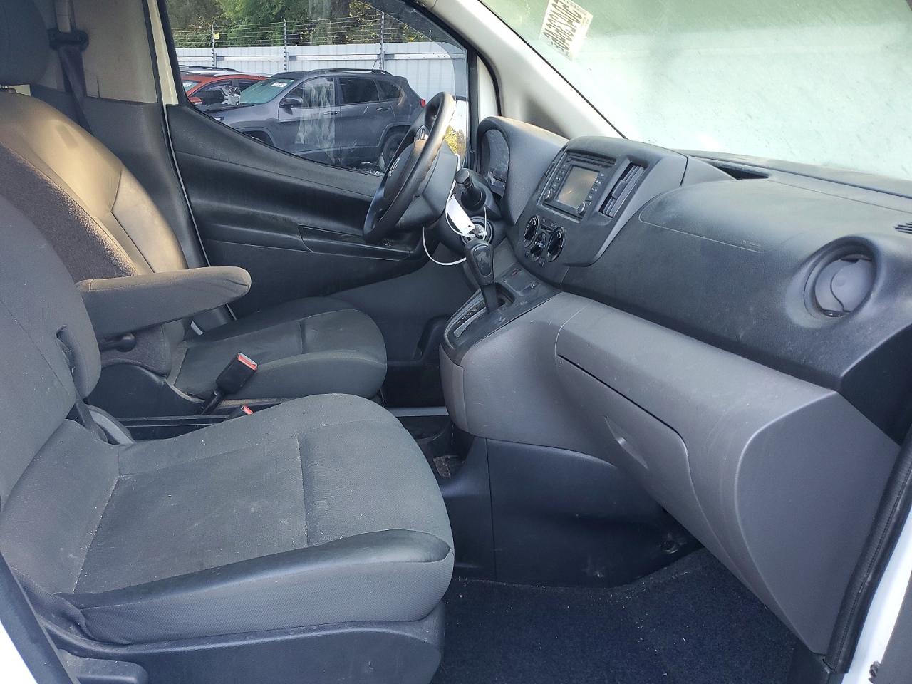 Nissan Nv Sv