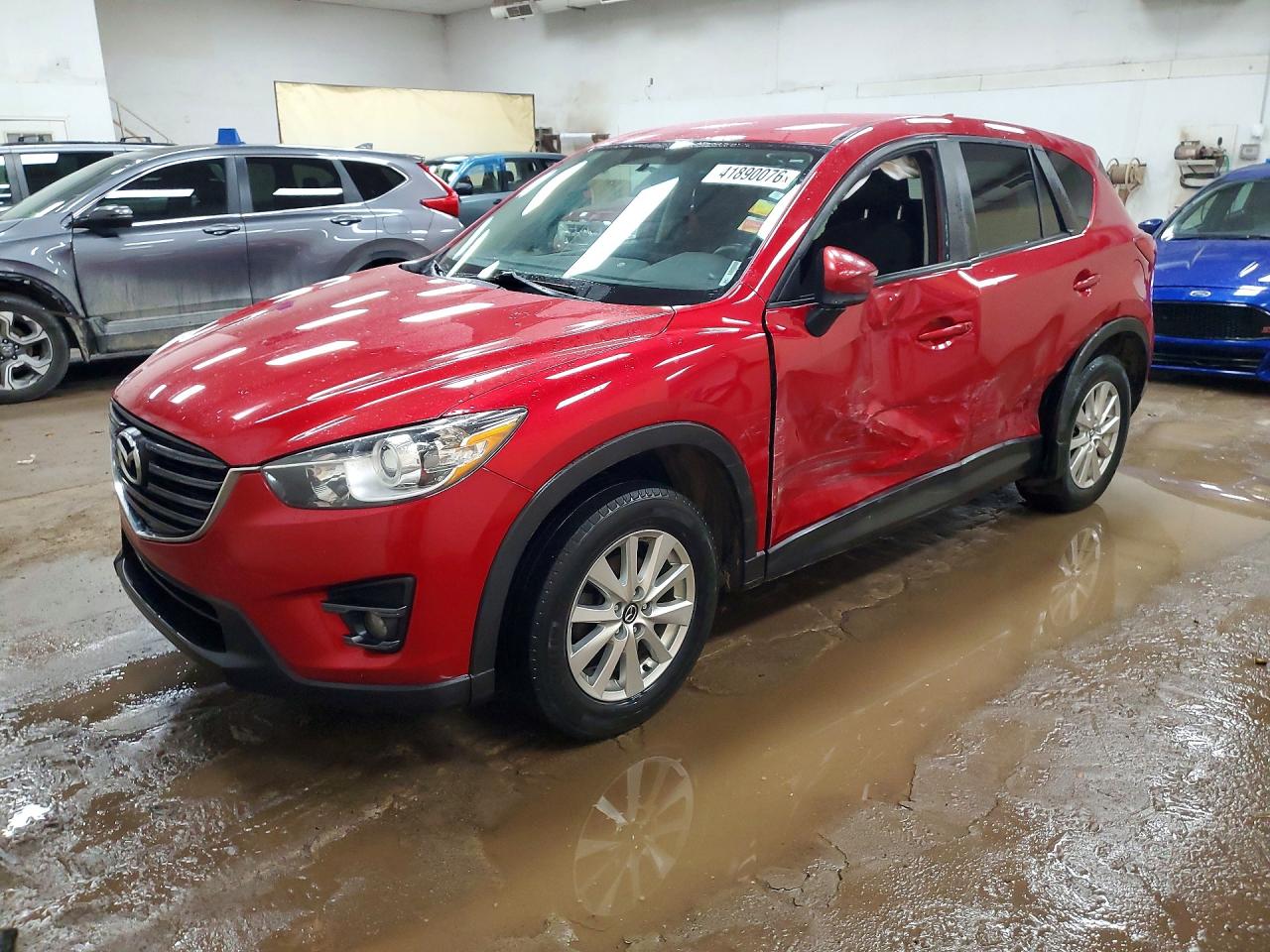 Salvage Mazda Cx Image