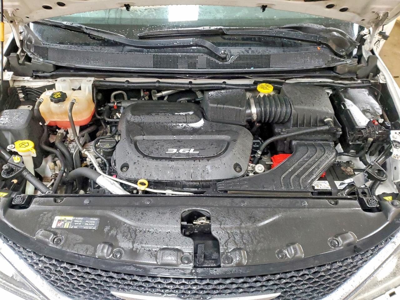 Chrysler Pacifica Limited