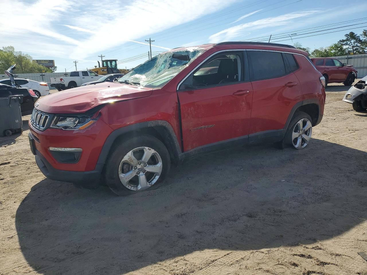 Salvage Jeep Compass Image